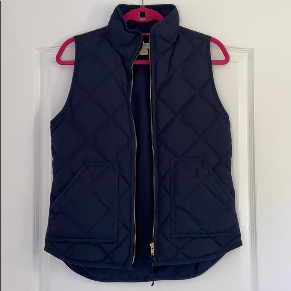 Navy Jcrew Excursion Quilted Puffer Vest!! - Picture 2 of 4